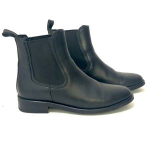 Thursday “The Duchess” black boots size 6 women